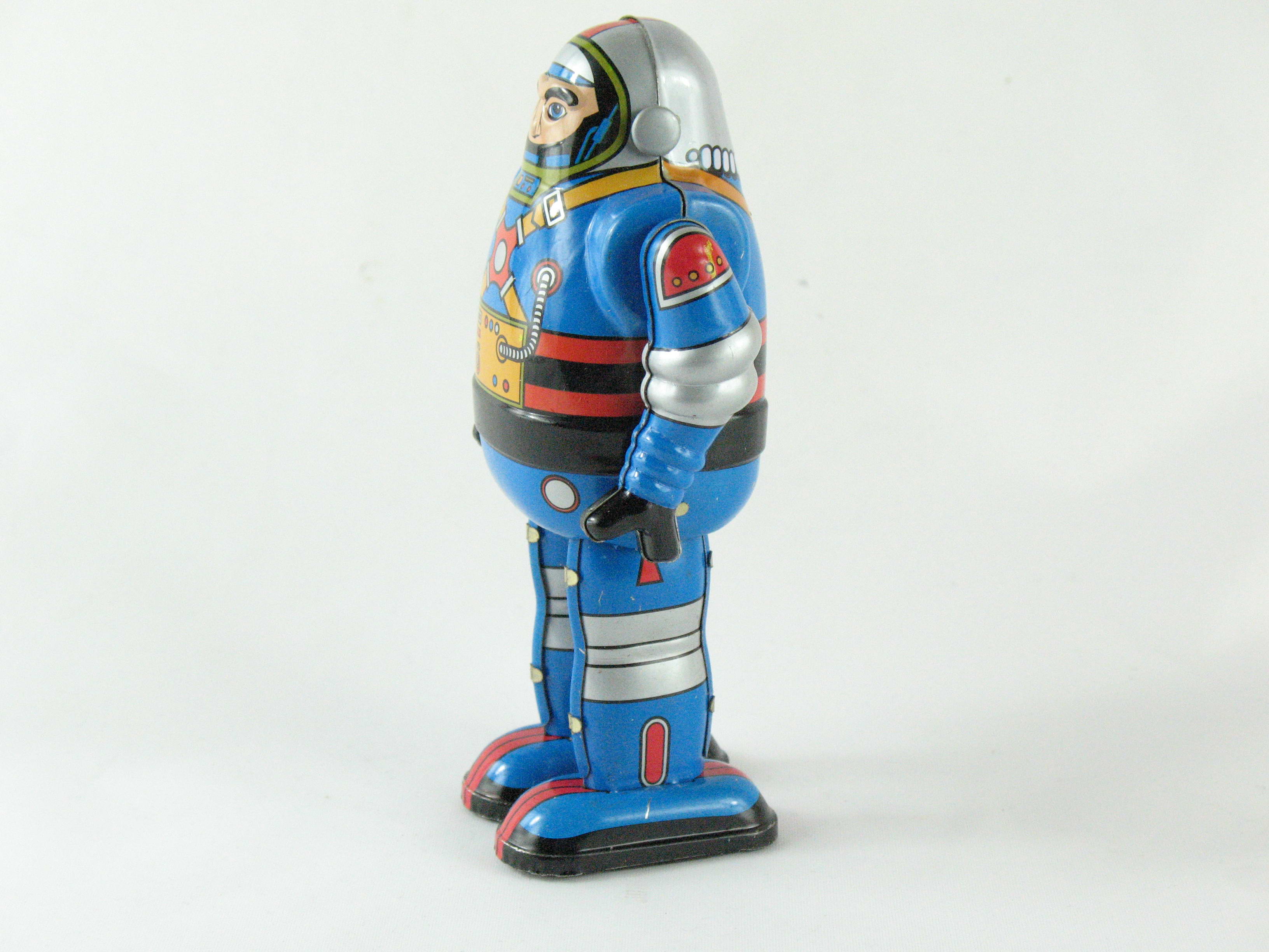 Blechspielzeug - Roboter Astronaut mit beweglichen Armen, blau, ca. 13 cm