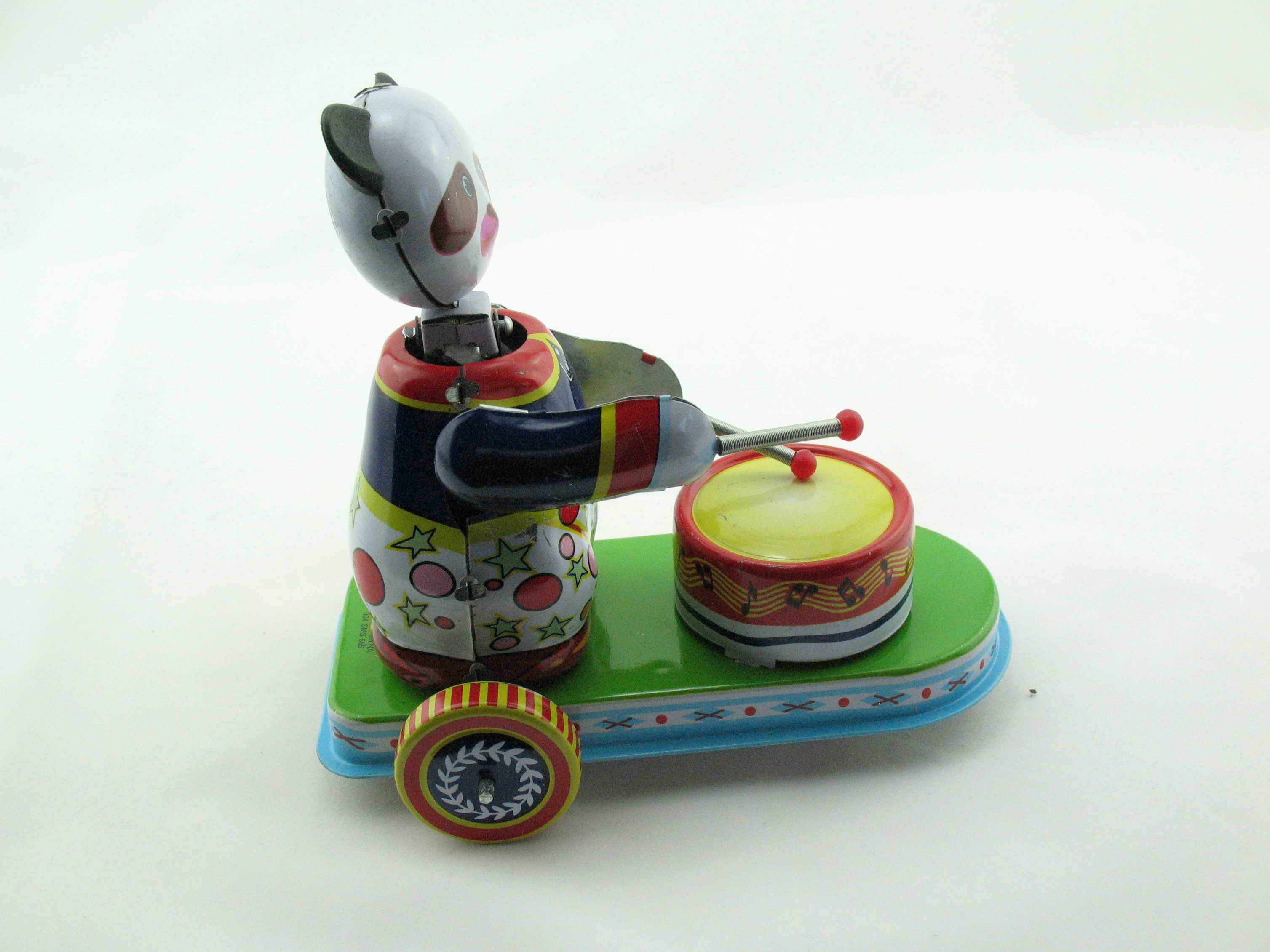 Blechspielzeug - Pandabär mit Trommel auf Wagen