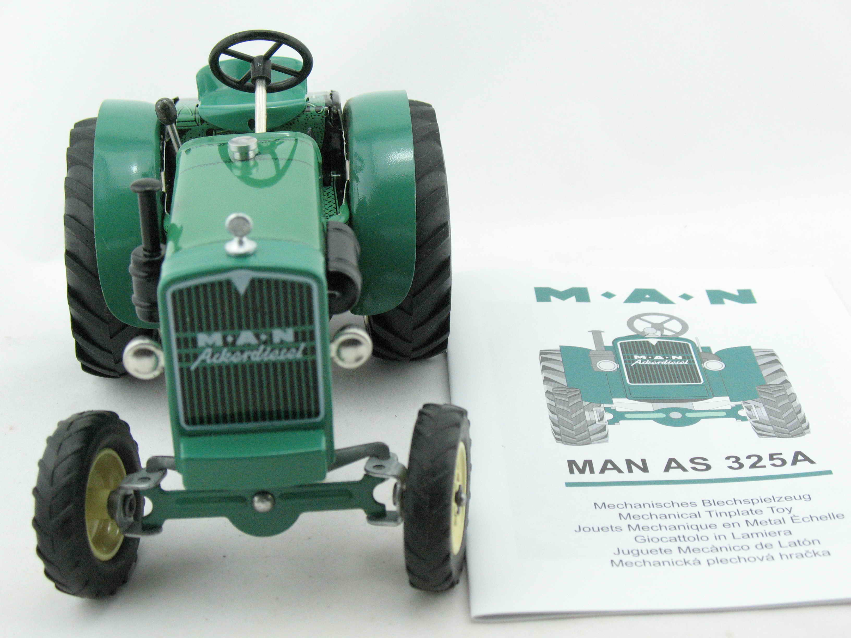 Traktor MAN AS 325 A von KOVAP - Blechspielzeug