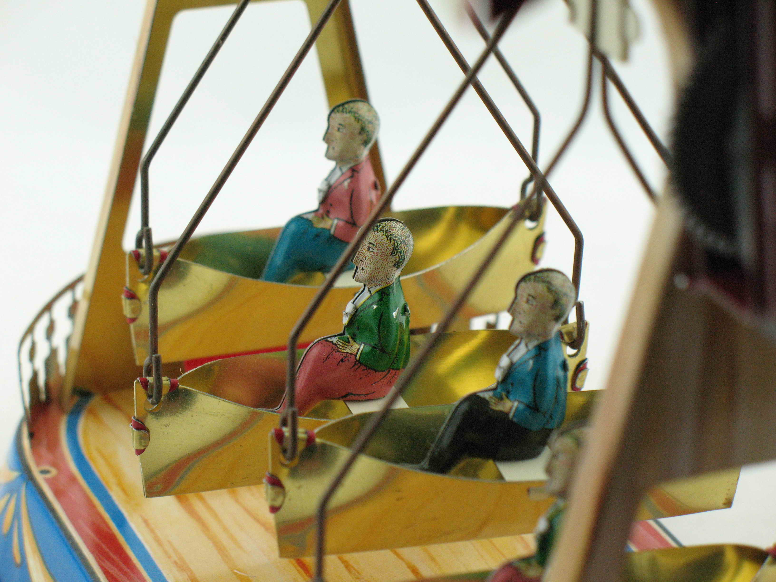 Blechspielzeug - Barock-Schiffschaukel, made in Germany