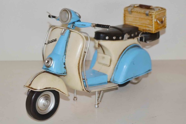 Blechmodell - Roller mit Koffer 1965