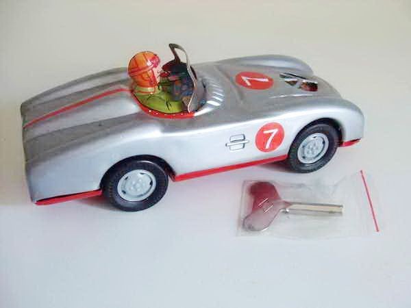 Blechspielzeug - Auto Rennwagen Racer #7, silber mit Fahrer